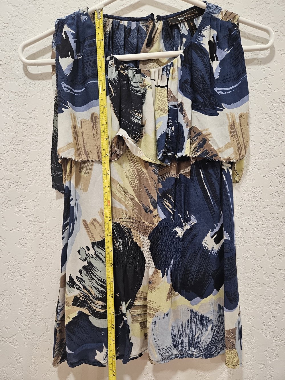 BCBGMaxazria Navy & Neutral Brushstroke Sleeveless Blouse With Open Back - Picture 7 of 7